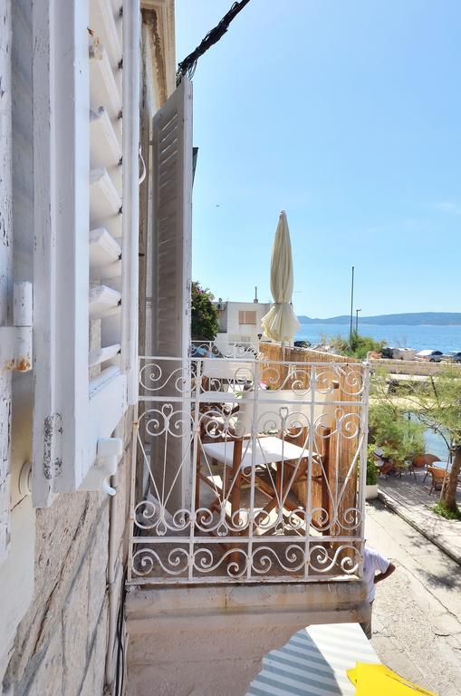 Apartment Pere S Mora Мимице Стая снимка