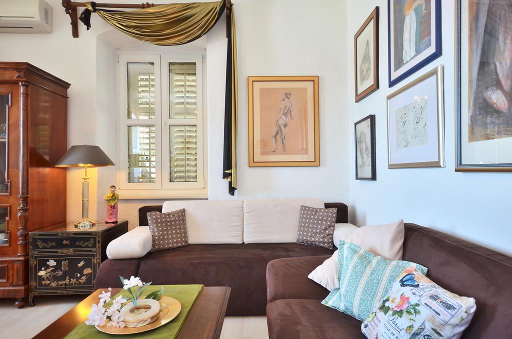 Apartment Pere S Mora Мимице Стая снимка